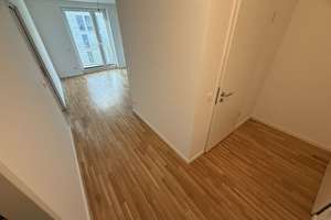 Schöne 2. Zimmerwohnung mit Balkon, Parkett und Einbauküche – Felicitas-Kukuck-Str. 2, 22765 Altona-Nord, Hamburg – Vorschaubild 3