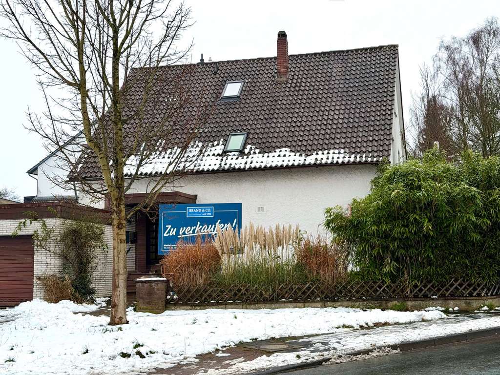 Immobilie in Bad Oeynhausen - Vollvermietetes Wohnhaus mit Ausblick! - Bild 0