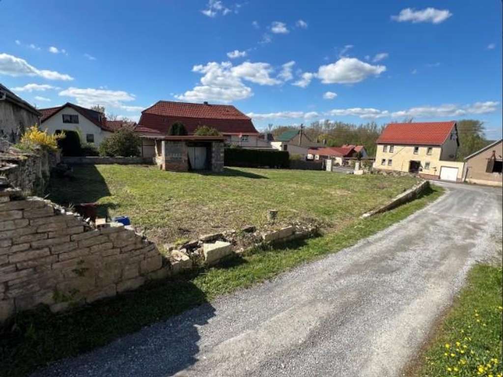 Immobilie in Greußen - Das variable Haus mit Wohlfühlgarantie in Greußen OT Großenehrich - Einfach genießen... - Bild 3