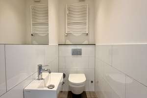 Traum-Penthouse mit 3 Balkonen, EBK und Aufzug direkt auf der Lorettostraße – Lorettostraße 5, 40219 Unterbilk, Düsseldorf – Vorschaubild 13