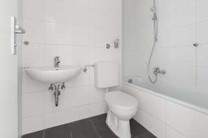 Moderne 3-Zimmer-Wohnung mit Balkon & Einbauküche – Sofort bezugsfrei! – Zasingerstraße 9, 81547 Giesing, München – Vorschaubild 6