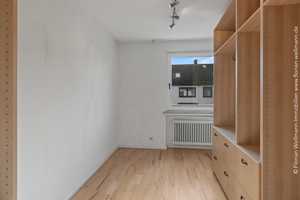 Bremen - Habenhausen | Gepflegtes, vollunterkellertes 5-Zimmer-Reihenendhaus mit Pkw-Garage – Bremen – Vorschaubild 23
