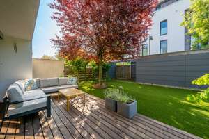 Architektur seiner Zeit voraus – Modernes Reihenendhaus mit Dachatrium am Riedberg (Altkönigblick) – Die vollständige Adresse der Immobilie erhältst du vom Anbieter., 60438 Kalbach-Riedberg, Frankfurt am Main – Vorschaubild 13