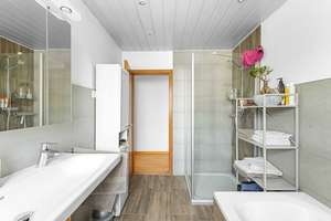 Selbstbezug trifft Stadtoase – modernisiertes ZFH mit Balkon, PV-Anlage und Gartenidylle in Top-Lage – Die vollständige Adresse der Immobilie erhältst du vom Anbieter., 93051 Kumpfmühl-Ziegetsdorf-Neuprüll, Regensburg – Vorschaubild 18