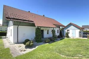 Herrliches Landhaus mit idyllischem Traumgarten und zweiter Bauparzelle in Thyrnau – Die vollständige Adresse der Immobilie erhältst du vom Anbieter., 94136 Thyrnau – Vorschaubild 4