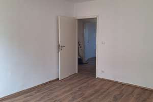 Frisch kernsanierte 3-Zimmer-Wohnung mit Einbauküche – Erstbezug nach Sanierung – Duisburger Str 209, 46049 Lirich-Nord, Oberhausen – Vorschaubild 13