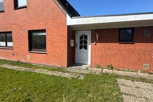 Exklusives Zweifamilienhaus mit großem Garten in begehrter Lage von Neukirchen (Nordfriesland) – Andreas-Hansen-Siedlung 13, 25927 Neukirchen – Vorschaubild 3