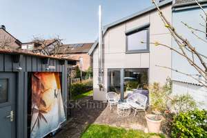Modernes Traumhaus mit Kamin und Pool! – Die vollständige Adresse der Immobilie erhältst du vom Anbieter., 51145 Urbach, Köln – Vorschaubild 2