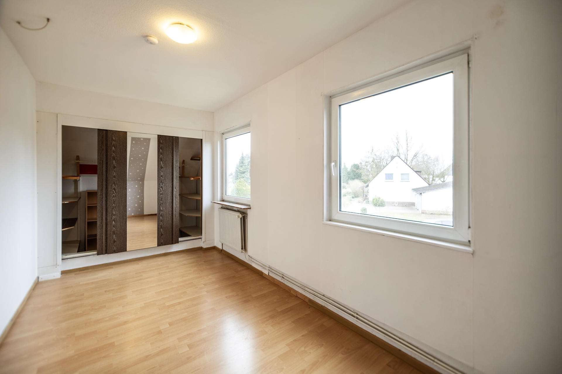 Immobilie in Malente - Ihr Ruhepol auf dem Dorf: Einfamilienhaus in Sackgassenlage mit schönem Garten - Bild 3