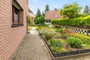 Großzügige DHH mit ausgebautem Dachgeschoss und Garten in Völkenrode – Die vollständige Adresse der Immobilie erhältst du vom Anbieter., 38112 Lehndorf-Watenbüttel, Braunschweig – Vorschaubild 4