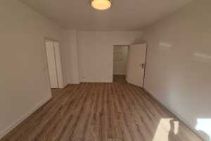 *****Großzügige & helle 4 Zimmer Wohnung mit West-Balkon in zentraler Lage - sofort verfügbar***** – Merowingerstraße 55, 40225 Düsseldorf – Vorschaubild 6