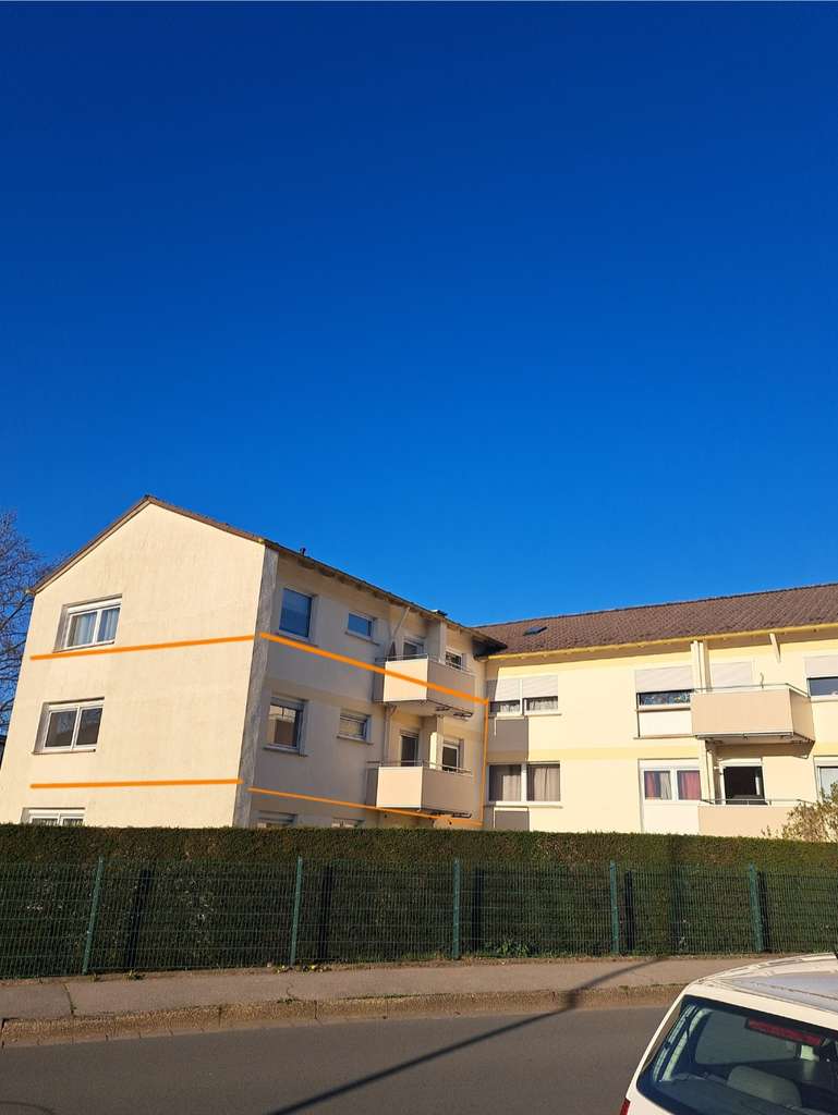 Sonnendurchflutete 3 Zi-ETW mit Garage von privat