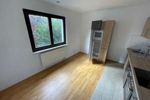 Wohnen mit Charakter: Drei-Zimmer-Wohnung in Sachsenhausen-Süd