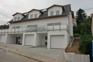 Modernes und familienfreundliches Reihenmittelhaus in ruhiger Lage von Nürtingen-Neckarhausen – Eifelstraße 18, 72622 Nürtingen – Vorschaubild 2