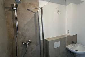 Teilsanierte 2-Zimmer-Wohnung mit 2 Balkonen und neuem Badezimmer – Apollinarisstraße 22, 40227 Oberbilk, Düsseldorf – Vorschaubild 14