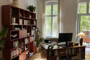 Charakterstarke Altbauwohnung im beliebten Samariterkiez.