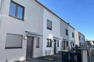 Modernes Reihenendhaus mit viel Platz auf 3 Etagen 2 Bäder, Balkon+Garten – 12621 Kaulsdorf, Berlin – Vorschaubild 5