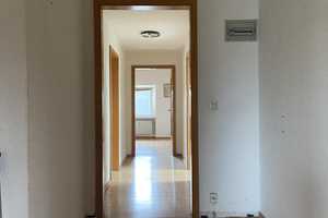 *** Renovierungsbedürftig!!! 3 Zimmer ab sofort *** – Schwelmer Str. 92, 42389 Wuppertal – Vorschaubild 4