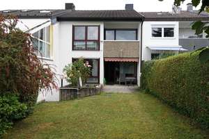 Privat: Familienfreundliches Reihenhaus mit Garten & Garage in bester Lage, Böblingen-Tannenberg – Die vollständige Adresse der Immobilie erhältst du vom Anbieter., 71032 Böblingen – Vorschaubild 17
