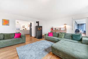 Ihr Einfamilienhaus mit Einliegerwohnung in ruhiger Lage von Dalking! – Die vollständige Adresse der Immobilie erhältst du vom Anbieter., 93495 Weiding – Vorschaubild 2