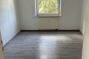 Charmante 2-Zimmer-Wohnung mit großer Dachterrasse in ruhiger Top-Lage von Stuttgart-Weilimdorf – Greutterstraße 22, 70499 Weilimdorf (Ortsteil), Stuttgart – Vorschaubild 8