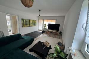 3-Zimmer-Wohnung mit Balkon und vollständiger Möblierung