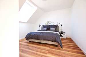 Möbliertes 2 Zi. -Apartment mit Balkon, Klimaanlage, Nebenkosten alles inklusive – Gertrudisplatz 1, 40229 Düsseldorf – Vorschaubild 22