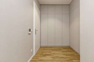 Großzügige 3-Zimmer-Wohnung mit zwei Bädern & hochwertigem Wohnbereich – Franz-Mehring-Platz 6, 10243 Friedrichshain, Berlin – Vorschaubild 17