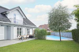 Repräsentatives Einfamilienhaus mit Pool in Altfraunhofen – Die vollständige Adresse der Immobilie erhältst du vom Anbieter., 84169 Altfraunhofen – Vorschaubild 12