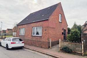 Kleines Wohnhaus mit Garten in Meldorf – Die vollständige Adresse der Immobilie erhältst du vom Anbieter., 25704 Meldorf – Vorschaubild 1