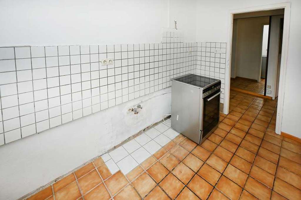 Immobilie in Isernhagen - Charmante Wohnung mit Potenzial in gefragter Lage von Altwarmbüchen! - Bild 3