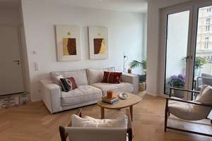 Stilvolle 4-Zimmer-Wohnung mit luxuriöser Innenausstattung, EBK und TG mit Wallbox