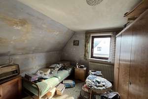 Sanierungsbedürftige Doppelhaushälfte – Die vollständige Adresse der Immobilie erhältst du vom Anbieter., 86199 Göggingen-Nordwest, Augsburg – Vorschaubild 7