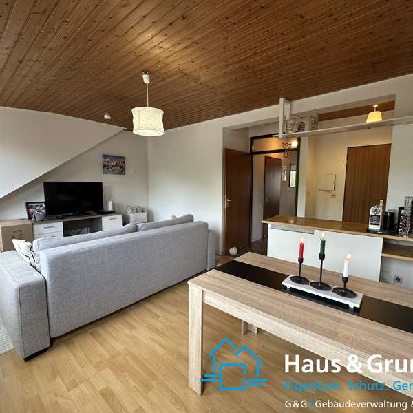 *** charmante 2-Zimmer-Wohnung - mit Balkon - in guter Lage im Pontviertel ***