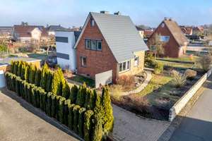 Saniertes Einfamilienhaus mit Anbau und großem Garten in Adendorf – Die vollständige Adresse der Immobilie erhältst du vom Anbieter., 21365 Adendorf – Vorschaubild 4