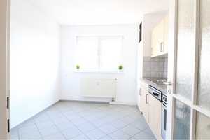  Gemütliche 2-Zimmer Wohnung mit Balkon und Einbauküche in Ulm-Eselsberg  – Ulm – Vorschaubild 10