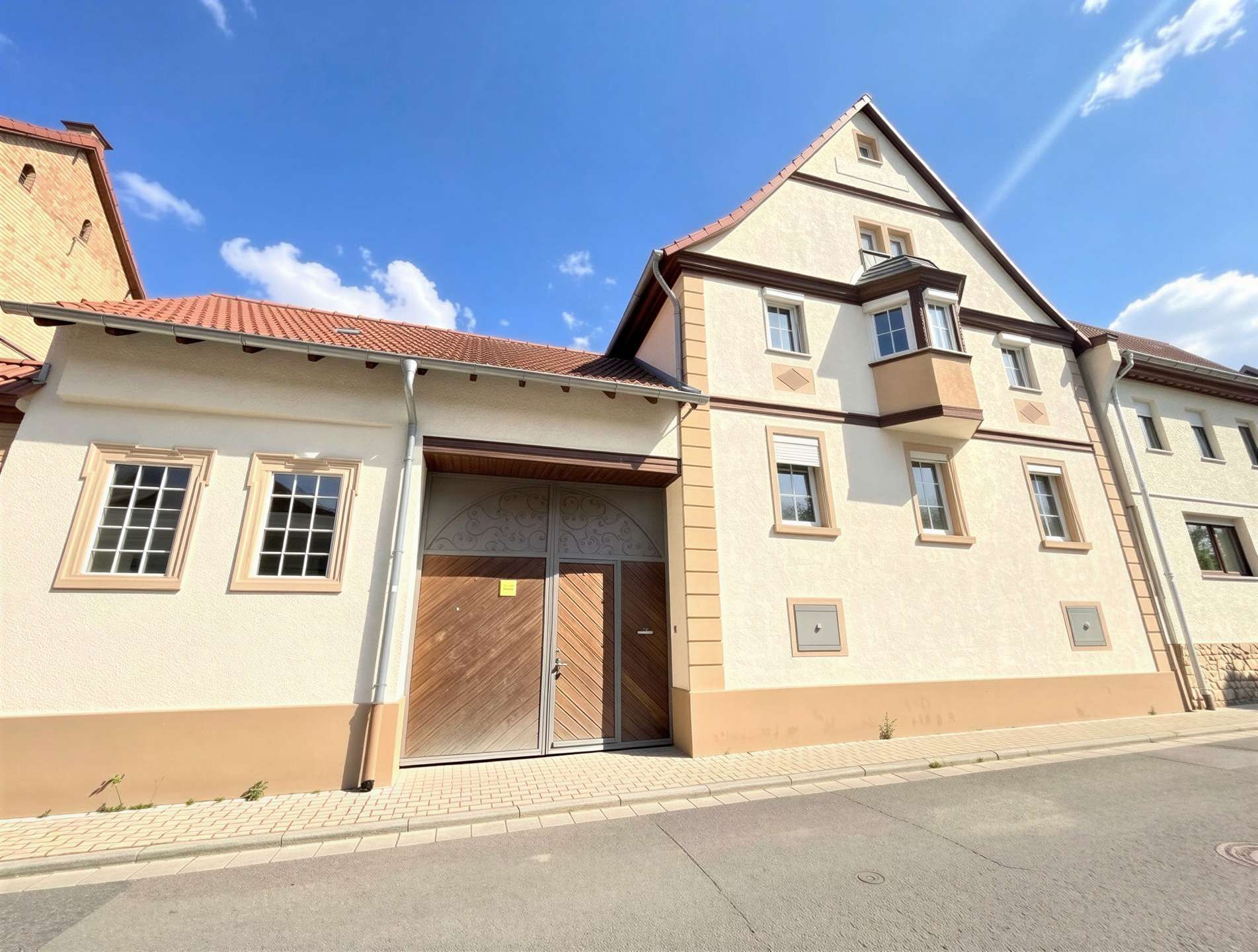 Unter Bodenrichtwert! Sanierungsbedürftige Fachwerkhofreite mit großzügiger Scheune in Feldrandlage, Mainz Bingen Kreis – Bild 1