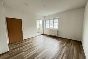 Top 2 RW Wohnung mit Balkon für Studenten inkl. einer EBK – Marktsteig 3, 9126 Bernsdorf, Chemnitz – Vorschaubild 3