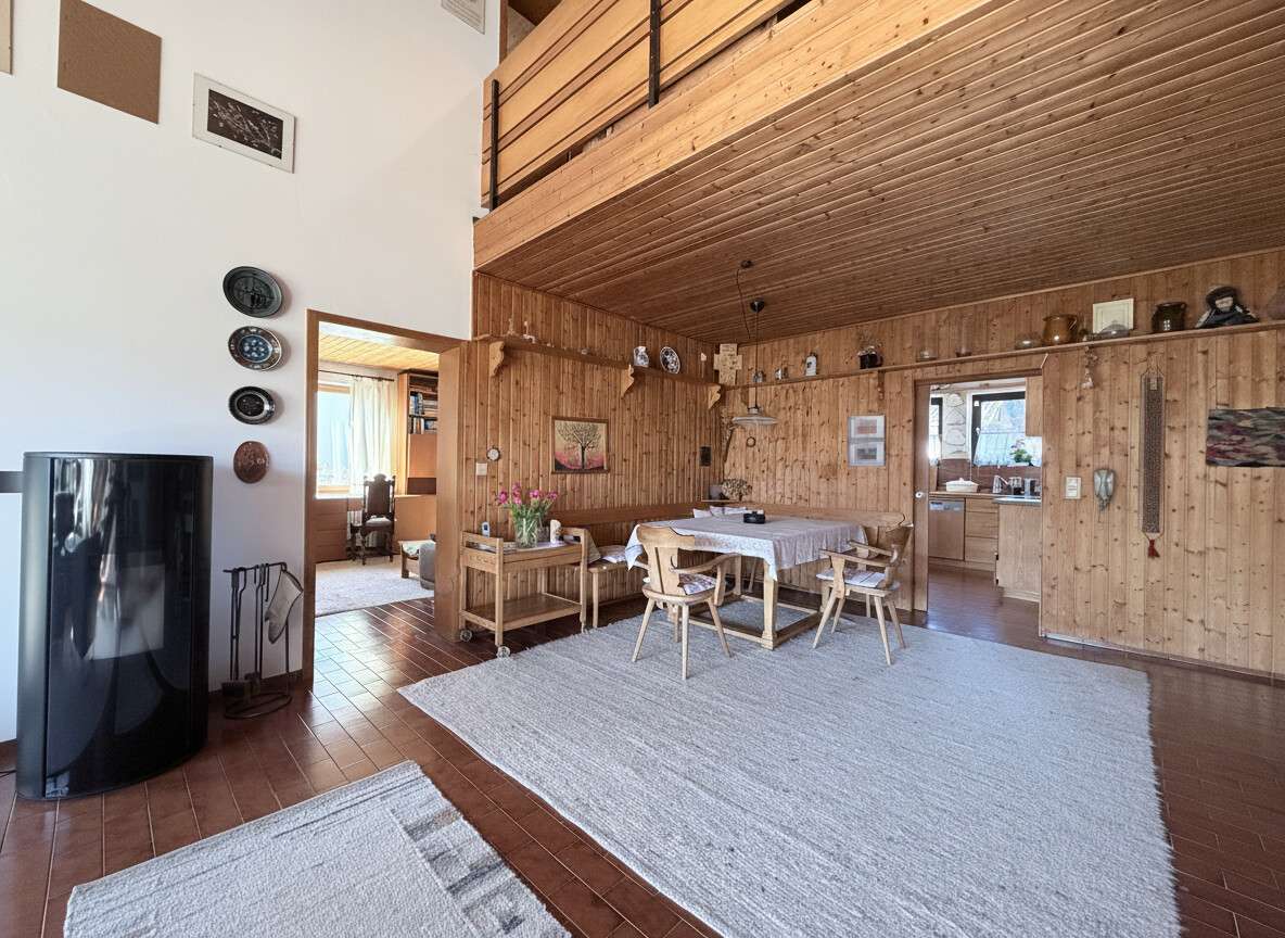 Immobilie in Winhöring - Ein Ort voller Licht und Raum: Idyllisches Einfamilienhaus mit Einliegerwohnung und Gartenzauber - Bild 3