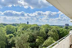 Gepflegte 4-Zimmer-Wohnung mit großzügigem Balkon und Tiefgaragenstellplatz