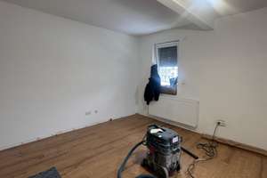 10363 I Modernes saniertes Einfamilienhaus mit Dachterrasse in Frankfurt-Praunheim – Die vollständige Adresse der Immobilie erhältst du vom Anbieter., 60488 Praunheim, Frankfurt am Main – Vorschaubild 13
