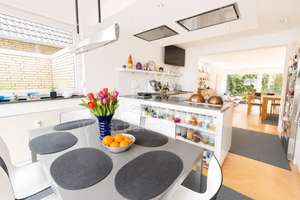 Bothfeld: Mehrgenerationenhaus mit 4 Einheiten und 362 m² Wohnfläche – Die vollständige Adresse der Immobilie erhältst du vom Anbieter., 30179 Sahlkamp, Hannover – Vorschaubild 9