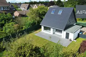 AllFa – Saniertes und freistehendes Einfamilienhaus auf Sonnen-Traumgrundstück wartet auf Sie! – Neuss (Rhein-Kreis) – Vorschaubild 21