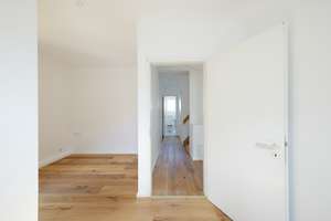 3 Zimmer DG-Maisonette in Denkmal direkt am Südheimer Platz ! – Burgstallstrasse 102, 70199 Südheim, Stuttgart – Vorschaubild 25