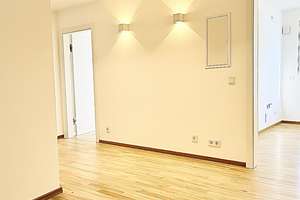 Toprenovierte, großzügig geschnittene, helle 4-Zi.- Whg. mit zwei Balkonen, Provisionsfrei! – Die vollständige Adresse der Immobilie erhältst du vom Anbieter., 80689 St. Ulrich, München – Vorschaubild 7