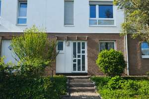 Gepflegtes Reihenmittelhaus in Düsseldorf-Wittlaer