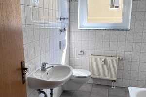 Helle 3-Zimmer-Wohnung mit Balkon und Stellplatz in ruhiger Lage – Richard-Wagner-Str. 4, 9119 Chemnitz – Vorschaubild 13