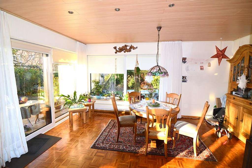 Immobilie in Bocholt - Attraktives Zweifamilienhaus mit zwei Wohneinheiten in stadtnaher Lage! - Bild 1