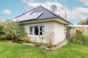 Bildschöner Walmdach-Bungalow in Vollausstattung ! PV & Solar und  weitere Highlights in Top-Lage – Die vollständige Adresse der Immobilie erhältst du vom Anbieter., 29699 Bomlitz – Vorschaubild 23