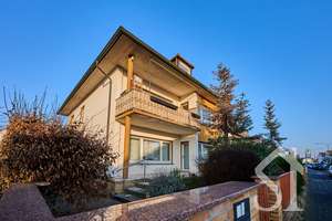 Charmantes Zweifamilienhaus in begehrter Lage in Mühlheim am Main – Die vollständige Adresse der Immobilie erhältst du vom Anbieter., 63165 Mühlheim am Main – Vorschaubild 2
